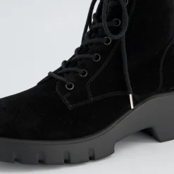 Schnürbootie 8207-038