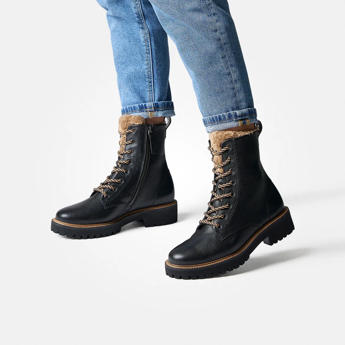 Schnürbootie mit Warmfutter 8175-010