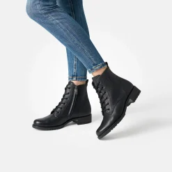 Schnürstiefelette 8280-020