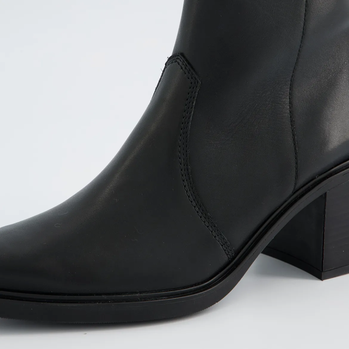 Stiefelette 8244-008