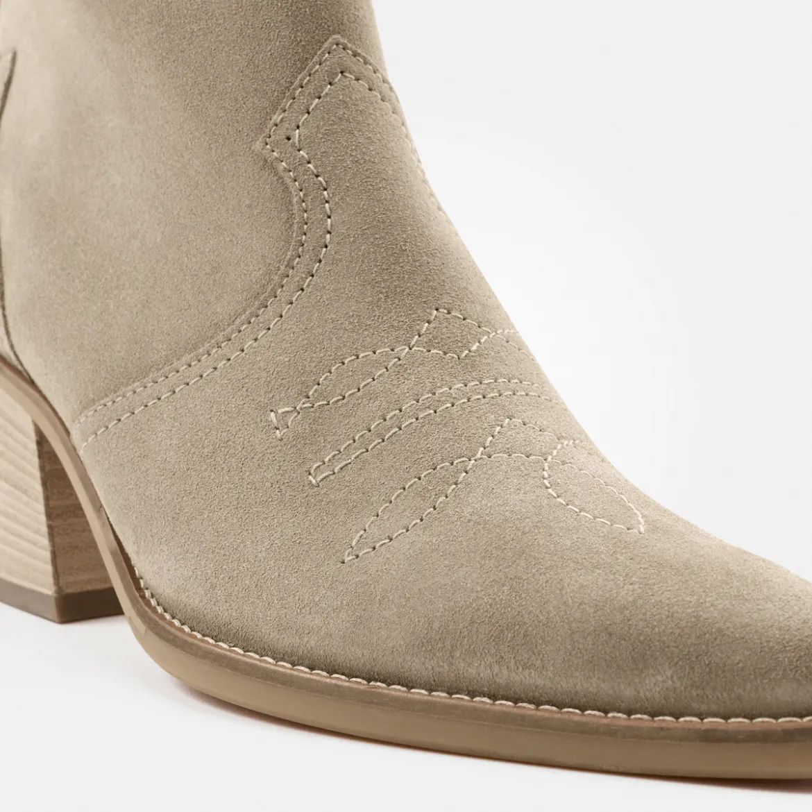 Stiefelette 8110-020
