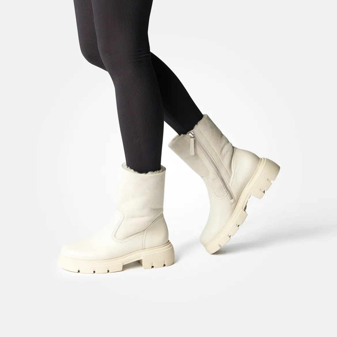 Stiefelette mit Lammfell 8064-004